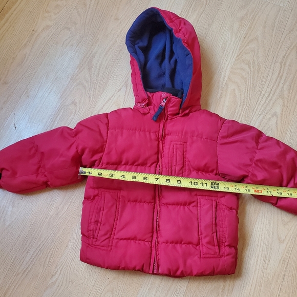 OshKosh Children's Boys Size 3T Red Hooded Jacket. - Picture 4 of 7